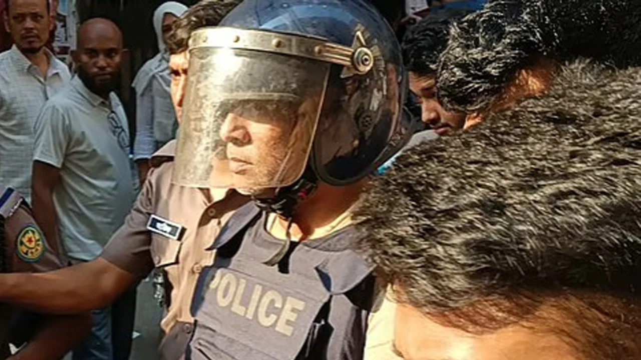 ব্যবসায়ী হত্যা মামলা: সাবেক মেজর মাঞ্জিল ফের ৫ দিনের রিমান্ডে